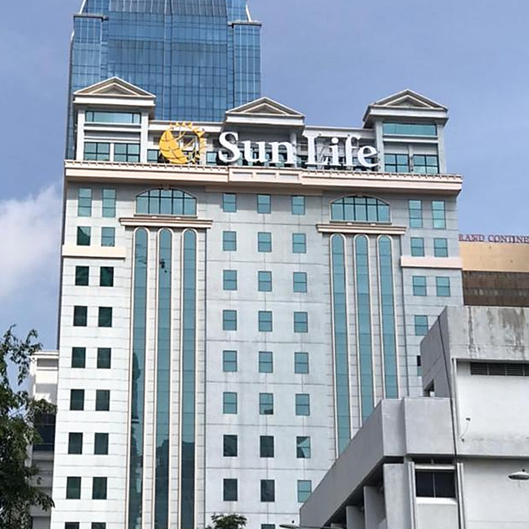 Sun Life Malaysia: Refreshed Logo Announcement