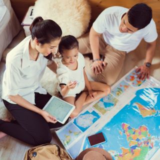 Setting up a budget for family holiday - 1 December 2022