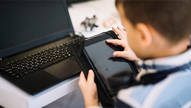 Teaching Kids And Keeping Them Safe In The Digital Age