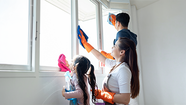 Real-life money management tips for your kids