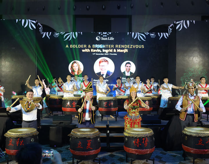 /shineon/gallery/2022/transforming-client-engagement-to-boost-loyalty/
