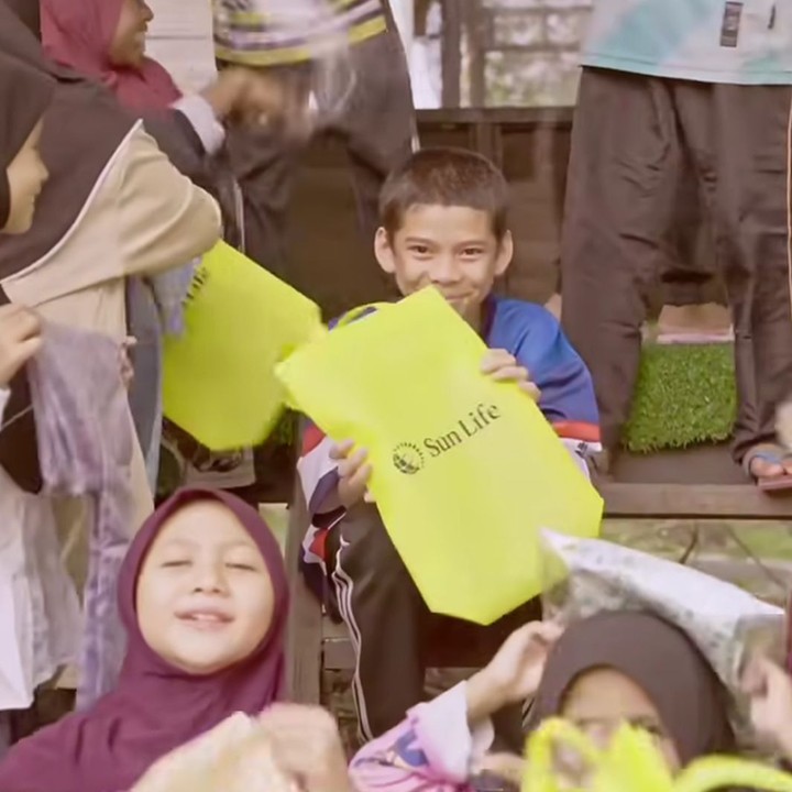 Baju Raya Lama Baharu 2.0 Wraps With 2,933kg Pre-loved Garments Collected
